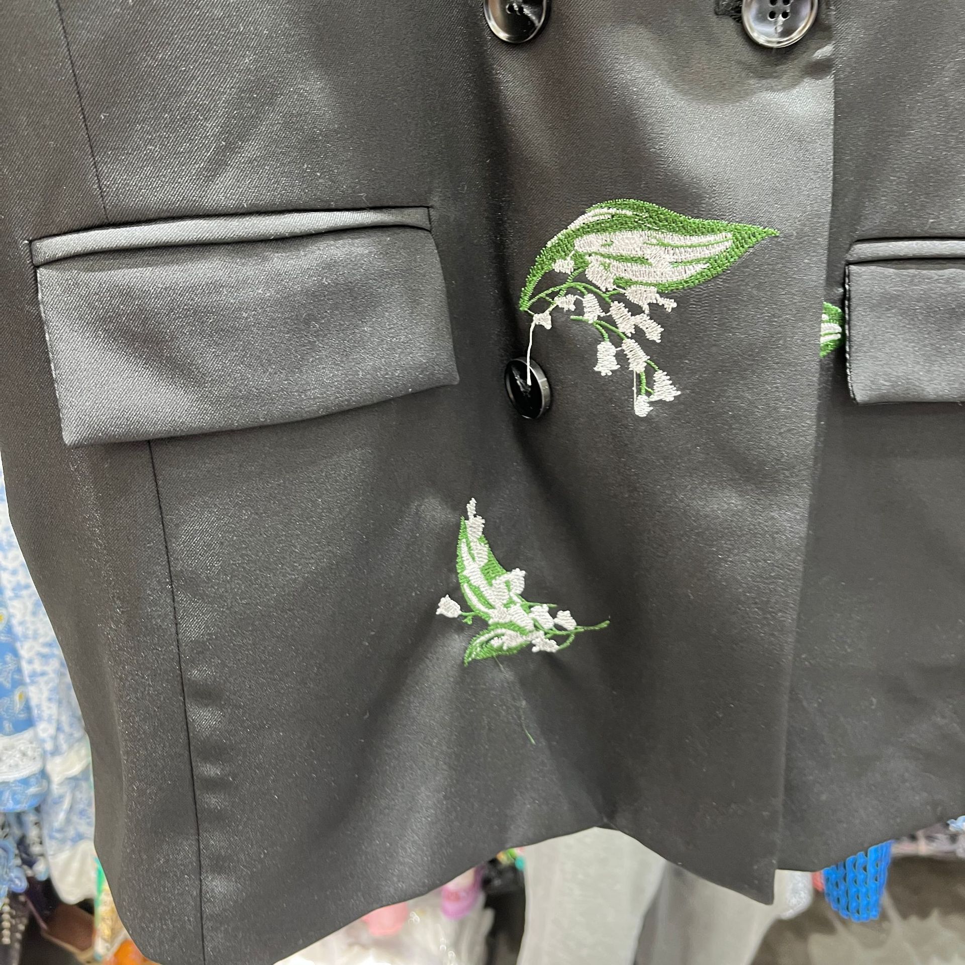 Women's Black Embroidered Blazer Stylish Loose Fit Jacket For Women_voghion.com