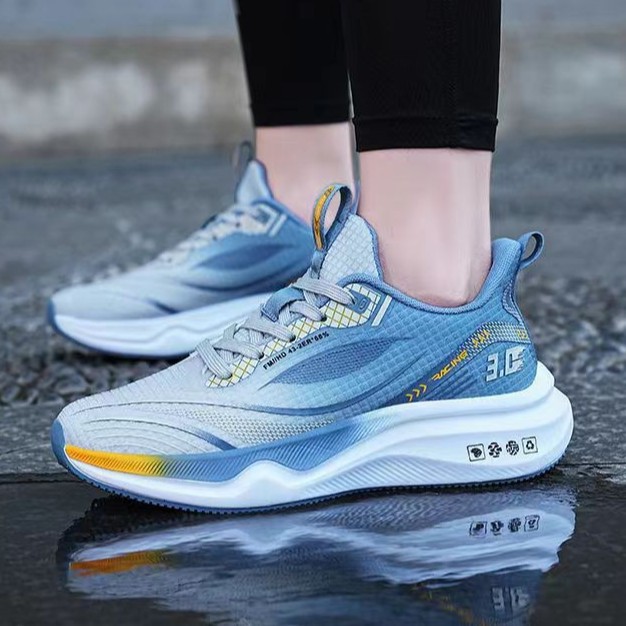 Zapatos de hombre de tendencia zapatos deportivos de tamaño grande zapatos de correr transpirables de malla de verano ligeros cómodos con suela suave zapatos casuales para hombres