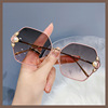 Fashionable sunglasses, metal glasses solar-powered, sun protection cream, trend stone inlay from pearl, 2022 collection, UF-protection