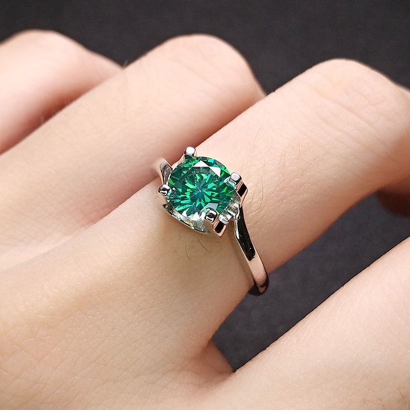 Fashion imitation moissanite four-claw inlaid green crystal diamond copper ring