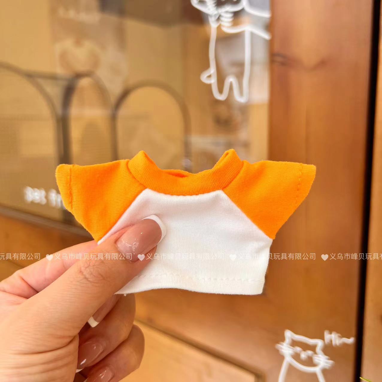 Orange and white contrast T