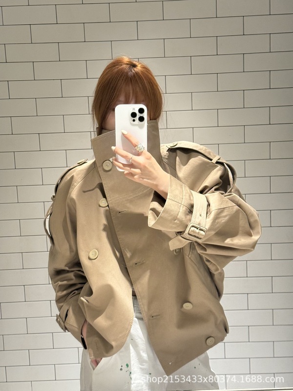 高品质实拍Ac新款英伦风设计感立领短款双排扣风衣外套女|undefined