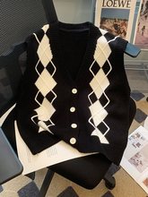 针织衫女大码2025早秋新款V领排扣菱格宽松休闲显瘦毛衣马甲背心