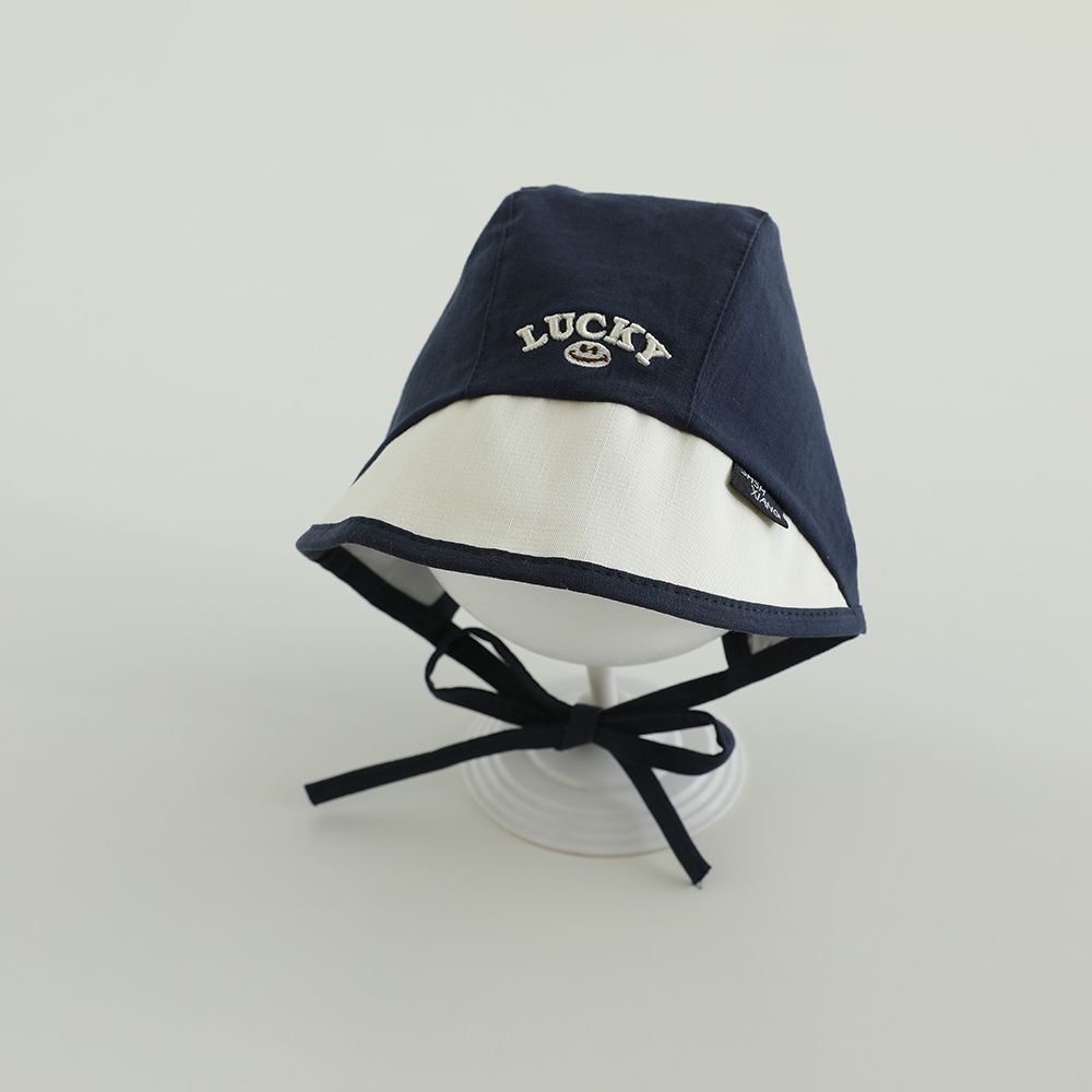 Sombrero coreano para bebés primavera y otoño delgado lazos letras baojou sombrero de corte sombrero de sombrero de abrigo recién nacido puerta de chimenea sombrero de marea