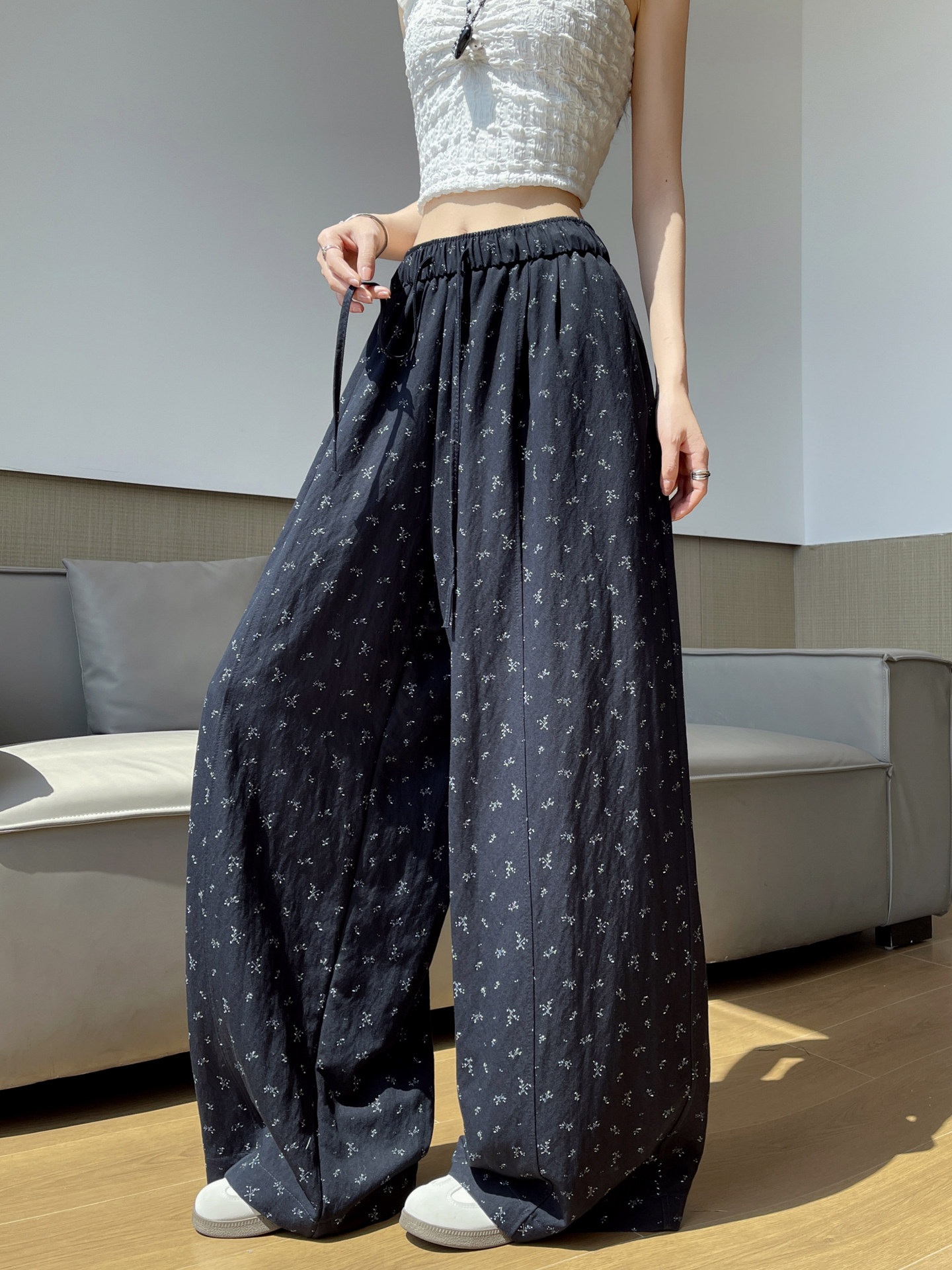 Quần culottes nữ ống rộng chất liệu lụa mỏng, phong cách cổ điển, dáng suông rủ — Phiên bản kéo dài của Rice Grey