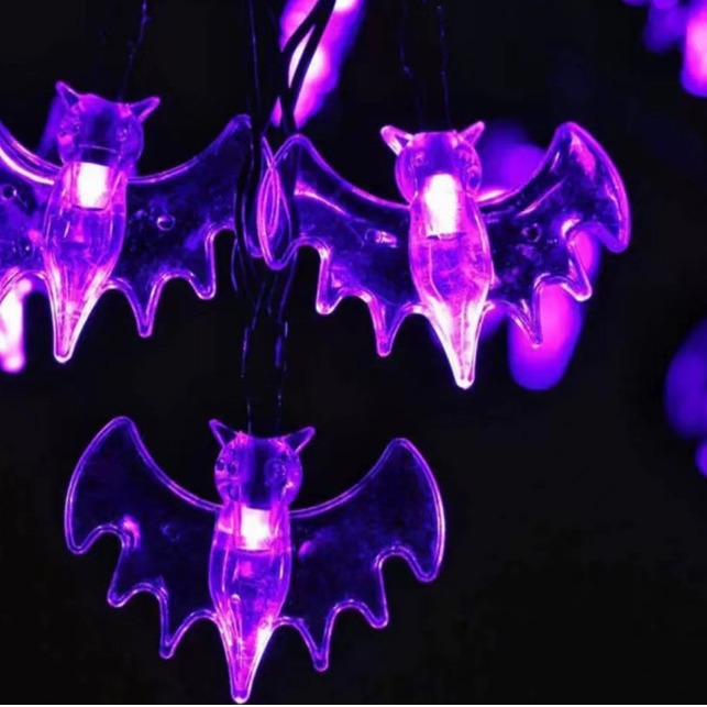 Ventas transfronterizas de Halloween calabaza cabeza fantasma blanco murciélago púrpura fantasma mano lámpara de decoración festiva lámpara de color temática