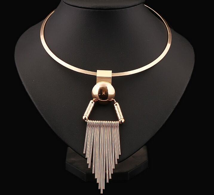 Internet jewelry cross-border popular European and American street racket tassel collar alloy tassel fashion geometric collar necklace accessories