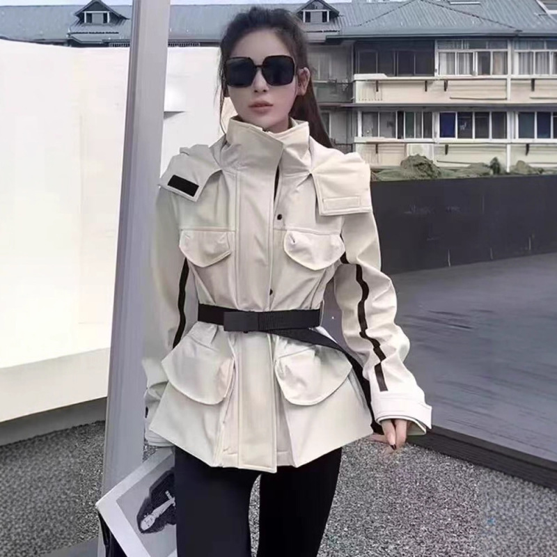 杨幂同款户外冲锋衣羽绒服女短款2025冬季新款收腰超显瘦工装外套|undefined