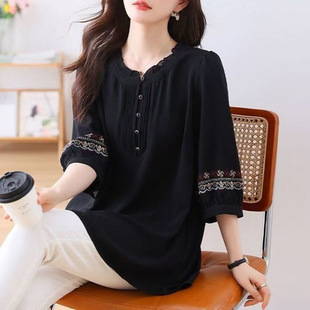 Rich Woman Shirt New Style Embroidered Loose Shirt Three-Quarter Sleeve Women's Plus Size Mother's Wear