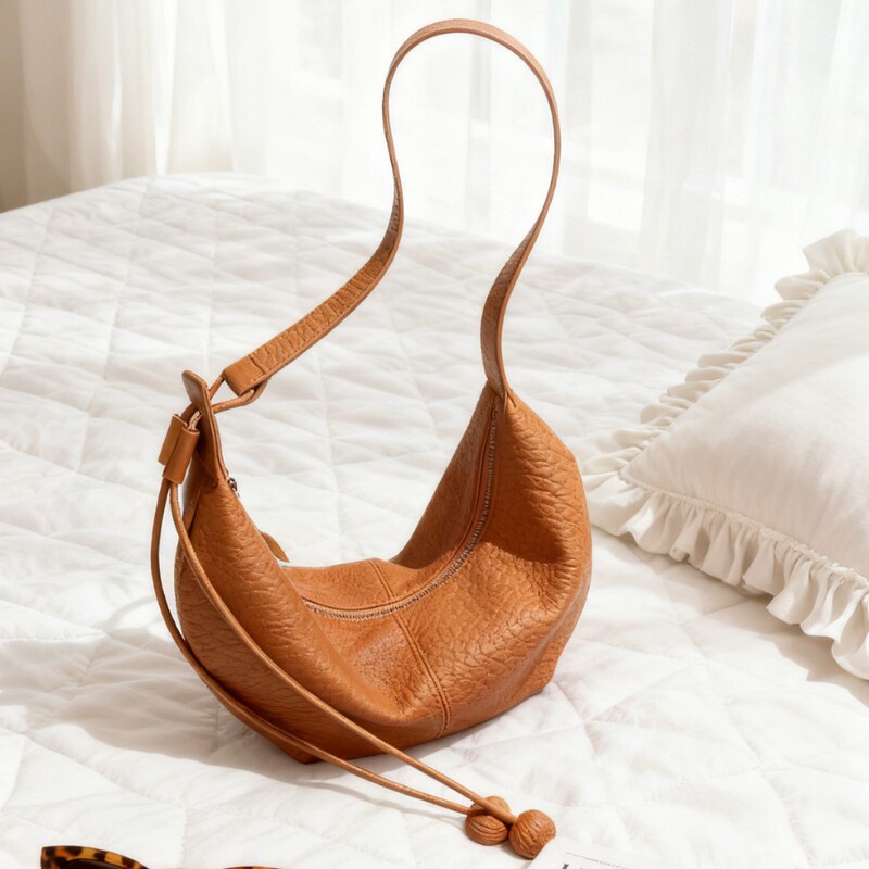 Retro Brown Pleated Shoulder Bag Niche Design Soft Leather Texture Crossbody Bag Commuting Easiest for Match Female Student Handbag