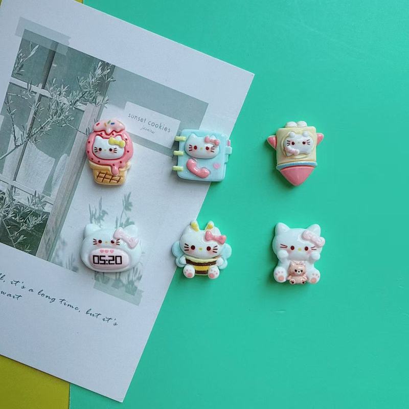 卡通可爱蜜蜂Kitty猫手工diy奶油胶树脂配件洞洞鞋扣发夹饰品材料|undefined
