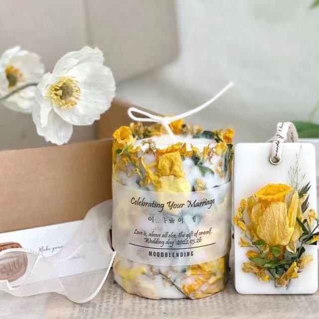 Cross-border ins columnar flor inmortal flor seca rosa en relieve cera de banano cera de soja decoración del hogar