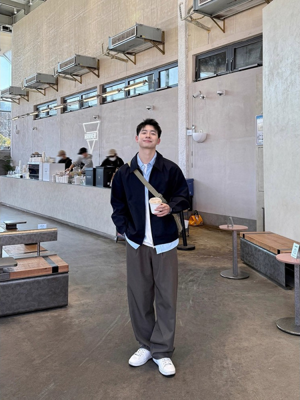 藏青翻领夹克男2025新款春秋季简约工装百搭宽松休闲纯色外套上衣|undefined