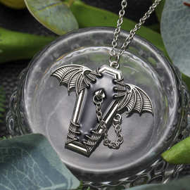 丽煌跨境爆款哥特风蝙蝠吸血鬼棺材吊坠项链万圣节朋克风装饰项链