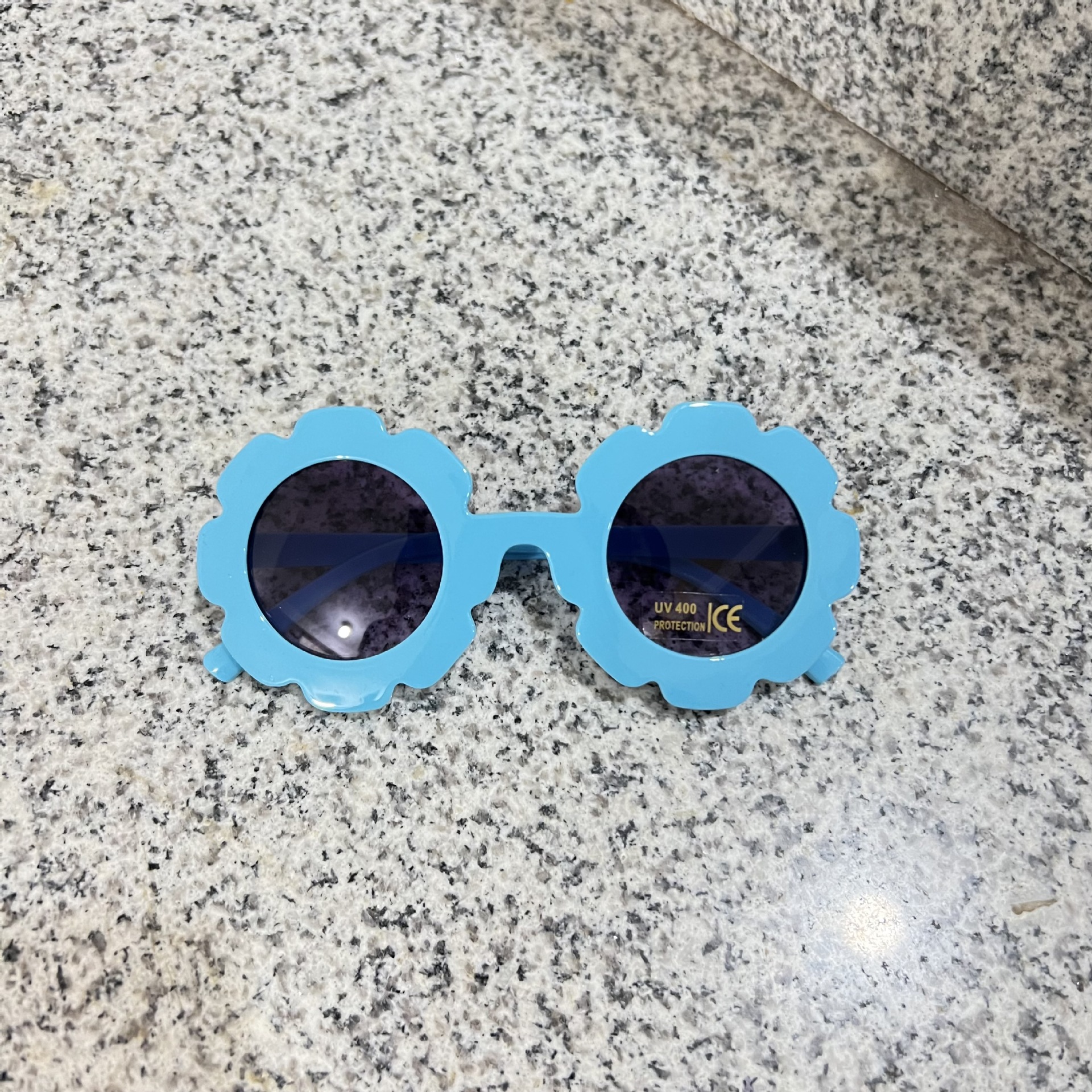 Sky blue (bright color of plastic teeth)-children's baby