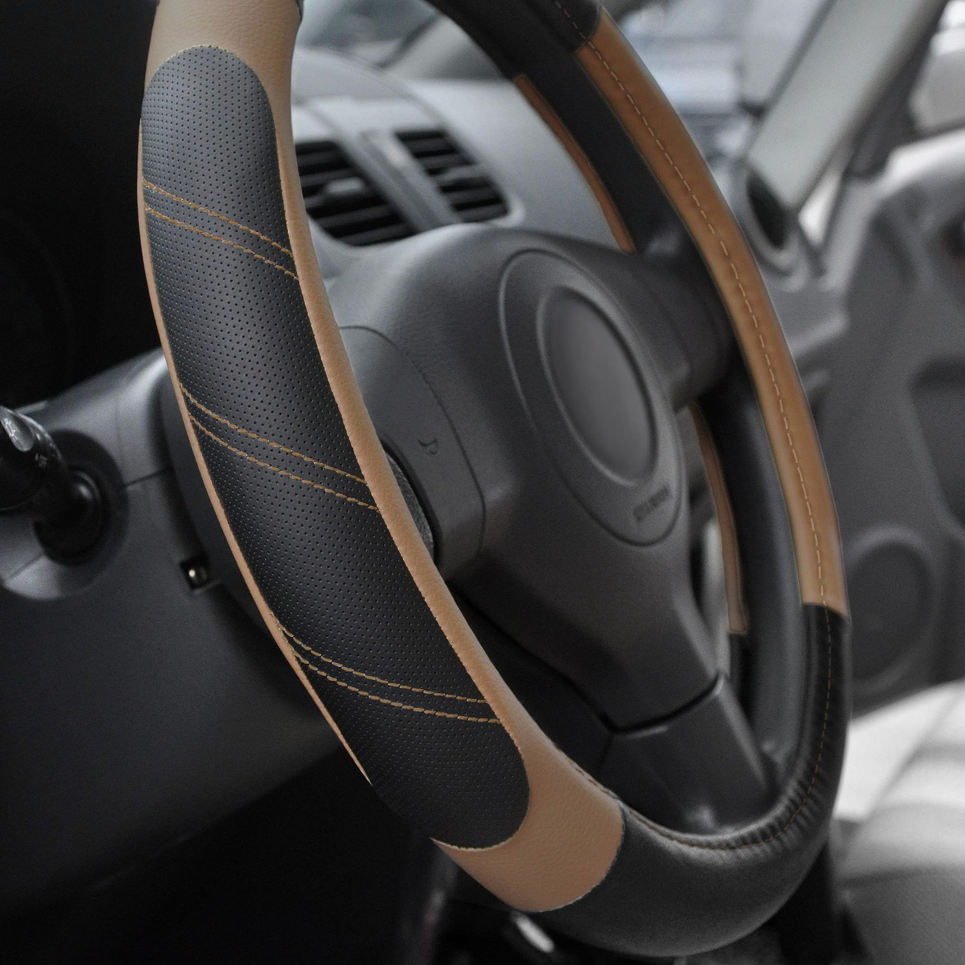 Car steering wheel cover leather elastic handle cover without inner ring Four Seasons universal car accessories car handle cover