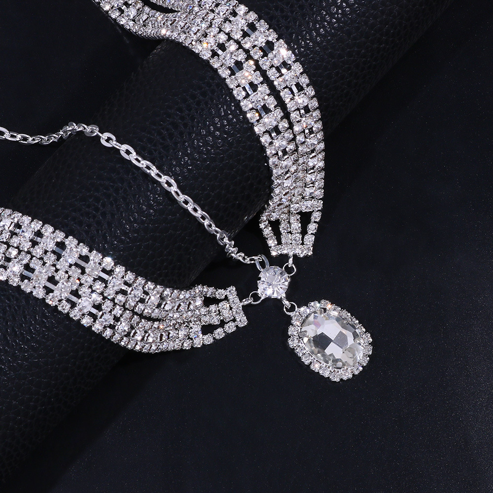 Rhinestone Forehead Chain Vintage Ethnic Style Hair Accessory_voghion.com