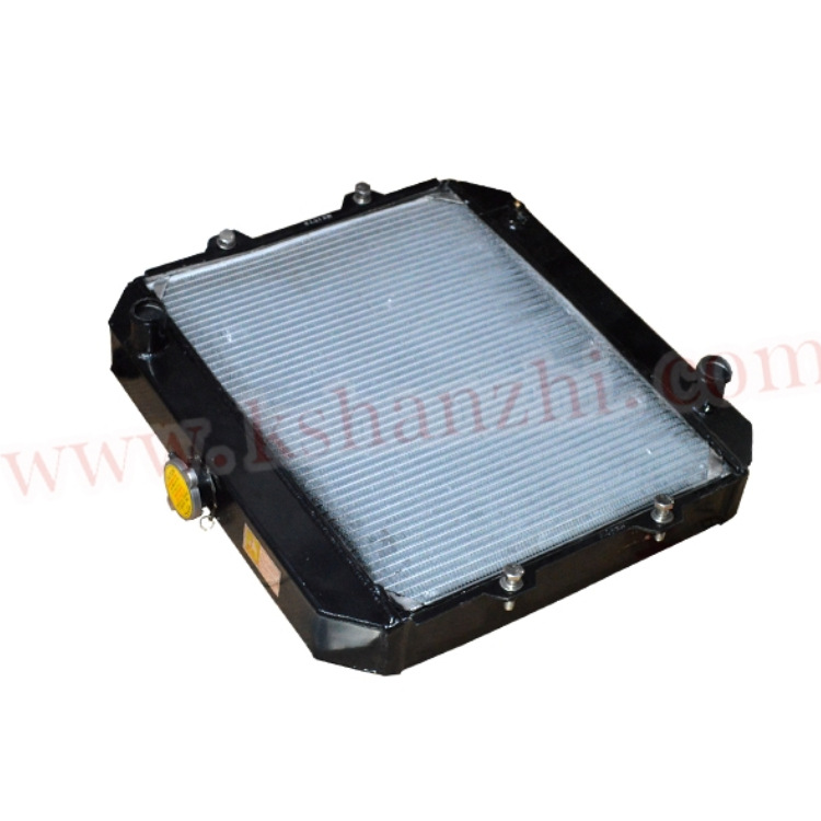 Tanque de agua mecánica de carretilla elevadora 91202 - 07900 para Mitsubishi S4S F18B accesorios de carretilla elevadora radiador tanque de agua de aluminio