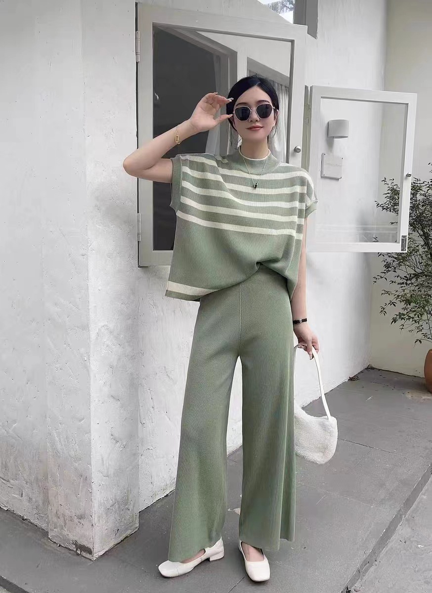 420g Weight Short Sleeve Sleeve Length Viscose fiber Fabric Type Pant Co-ord Set Sets Type 2 Pieces Set Quantity Daily Occasion Round Neck Neckline Regular Fit Fit Type Stripe Pattern Spring Season Women's Gender Elegant Style Daily Women's Elegant Stripe Viscose Fiber Pant Co-ord Set Pants Sets 9