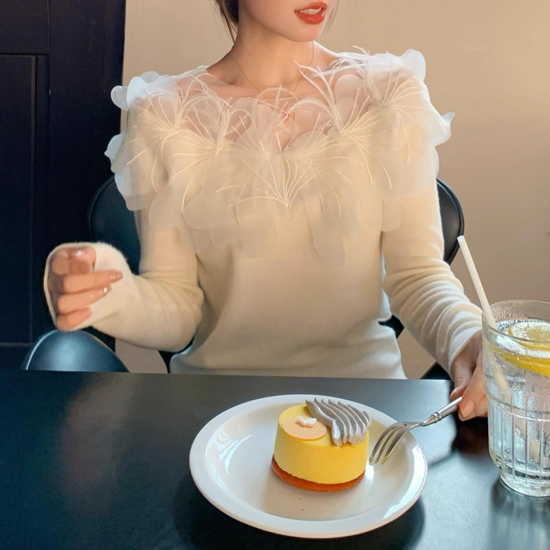 Gentle Swan Neck Wool Ostrich Feather Hand-Embroidered Floral Mesh Bottoming Knitwear Women's Autumn and Winter Tops Trendy