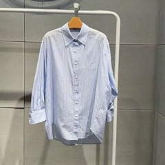 麦 * デパートの同タイプ2025夏の新型韓国版ファッションはゆったりしていて痩せている長袖シャツです。