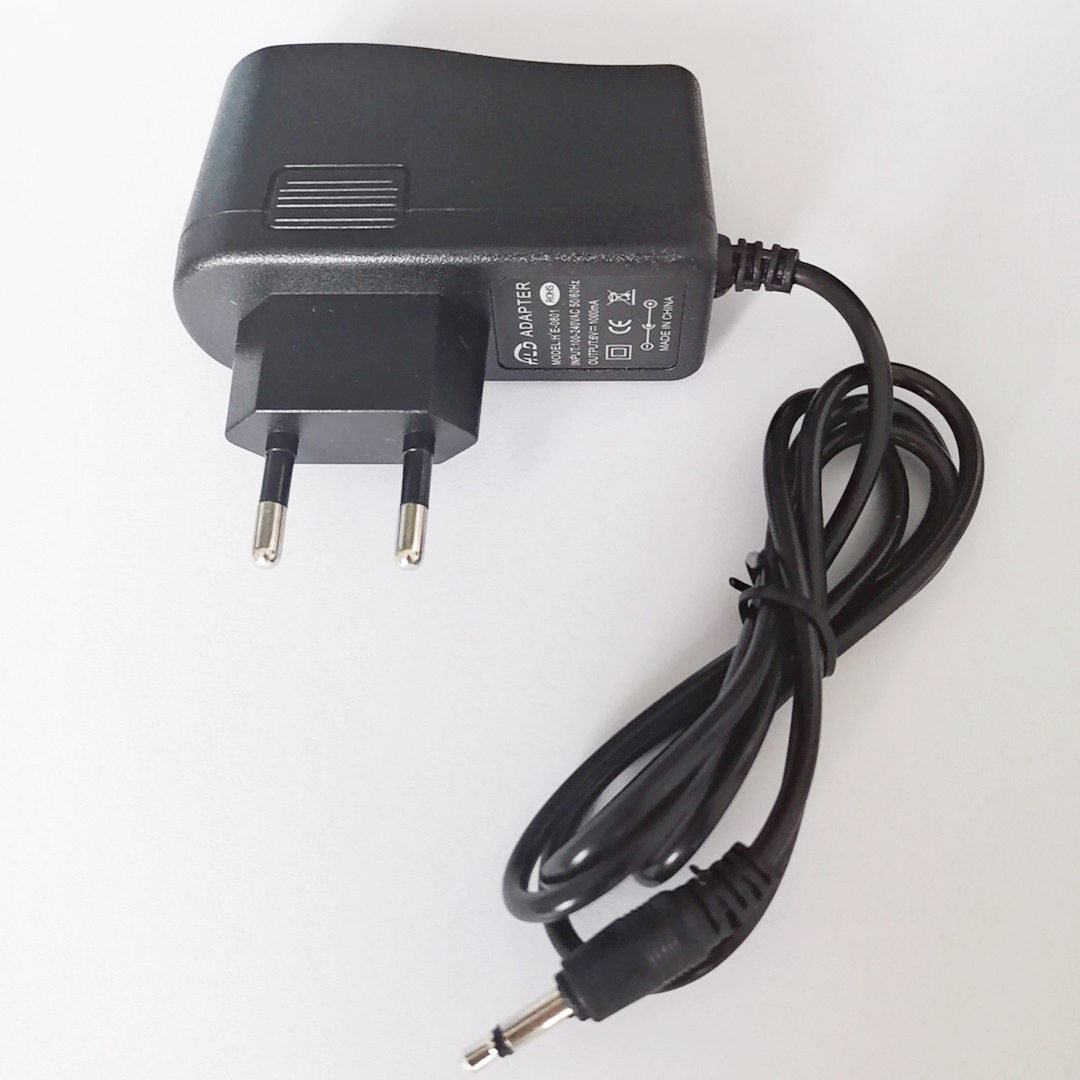 クロスボーダーポータブル家庭用ミニチュアハンドヘルド電動ミシンミニ手動ミシン handystitch101