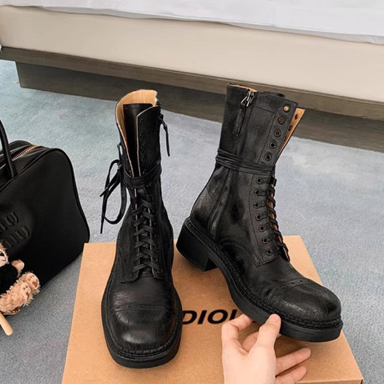 Grape Mom Autumn and Winter New British Style Carved Round Head Side Zipper Strap All-match Slim ANN Martin Ankle Boots Women