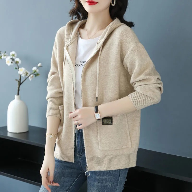 人気のフード付きセータージャケット女性の秋服 2025 新しいファッション韓国スタイルのアウターフード付きニットカーディガン春と秋のトレンド|undefined