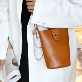 女士斜挎包;女士手提包;女士双肩包