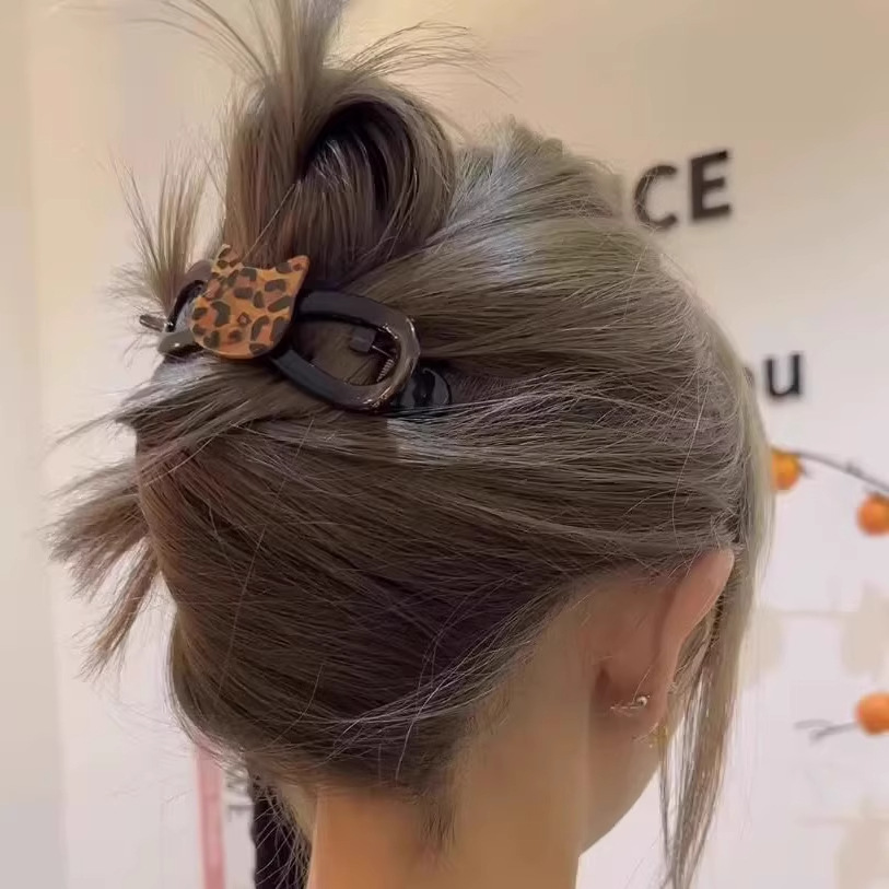 cute cute leopard print  banana clip high-grade sense back head word grip female updo hair accessories fashion all-matching