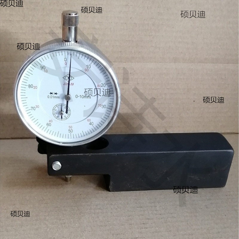 气缸套凸出平面测量工具