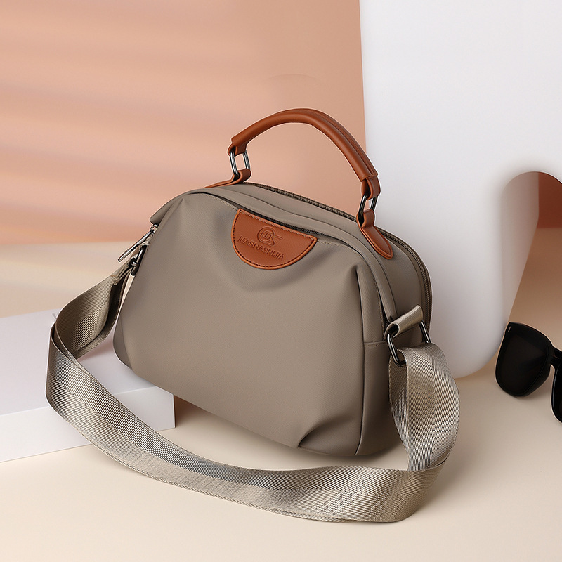 Masha Family 2026 New Fashion Casual Shoulder Bag Korean Style Versatile Simple Crossbody Bag Women's Handbag Masha Family 2026 New Fashion Casual Shoulder Bag Korean Style Versatile Simple Crossbody Bag Women's Handbag