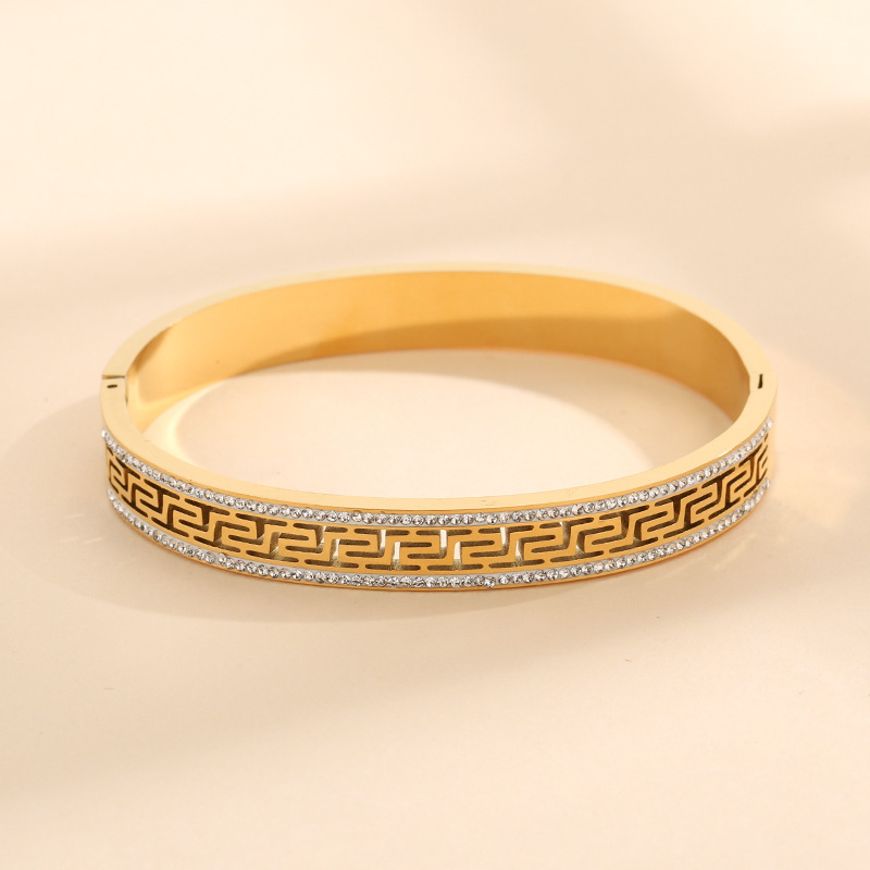 Brazalete de acero de titanio de la Gran Muralla de la Mujer Retro corte vientos de nicho diseño ligero de lujo de diseño de alto nivel sensación de joyería de nuevo estilo