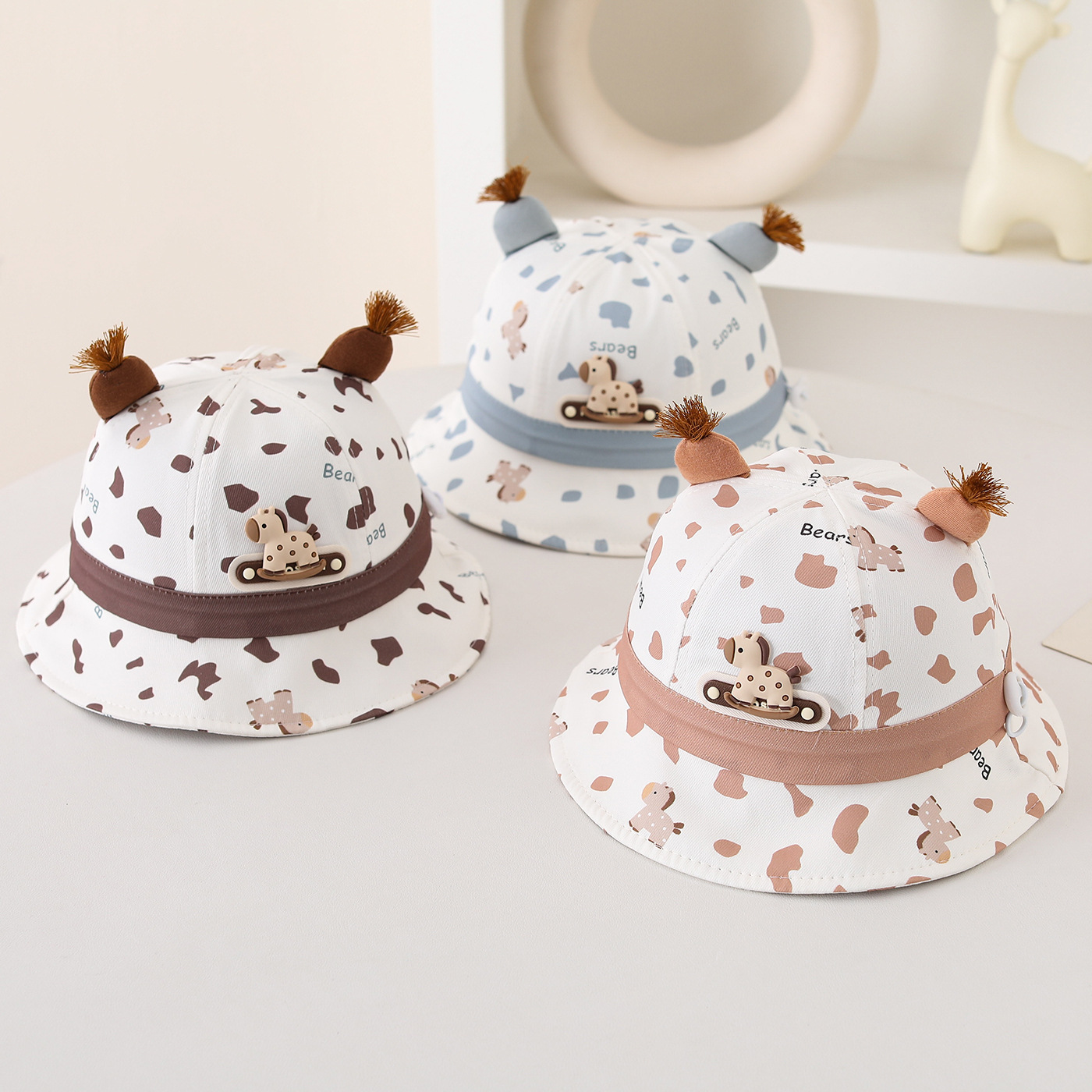Cappello da sole per bambini a secchiello con pony per l'estate_voghion.com
