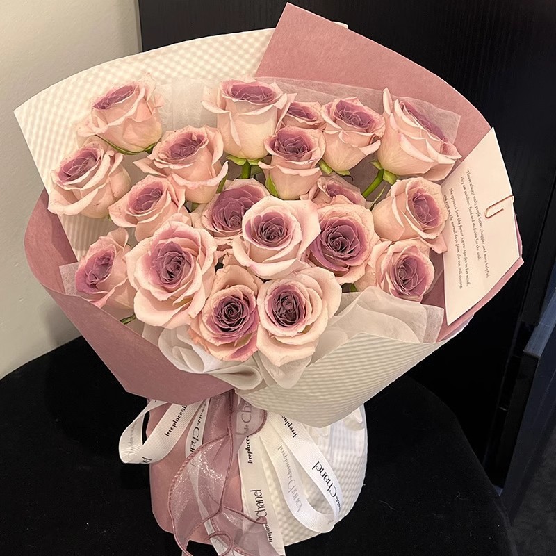高颜值520情人节约会送女朋友花束感乌梅子酱生日送闺蜜香皂花束