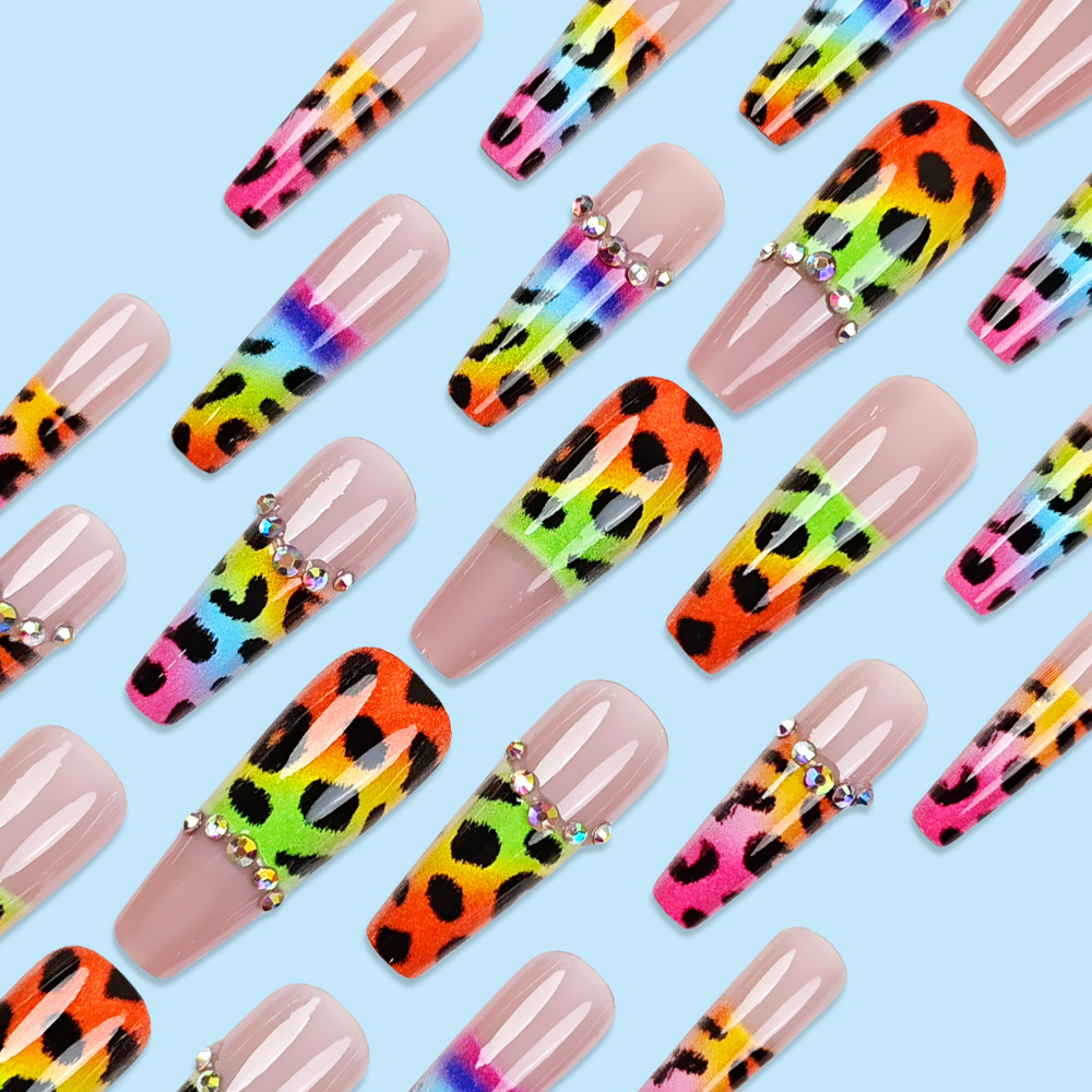 Pegatinas de uñas francesas con estampado de leopardo súper largas, piezas de uñas de vestir coloridas de ensueño, piezas de uñas de uñas de diamantes de venta caliente de comercio exterior image 4