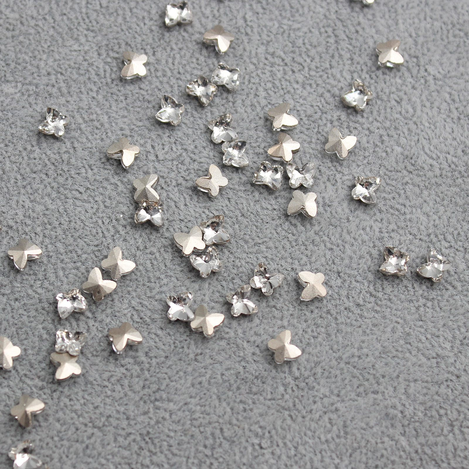 Pointed bottom white 5*5mm butterfly