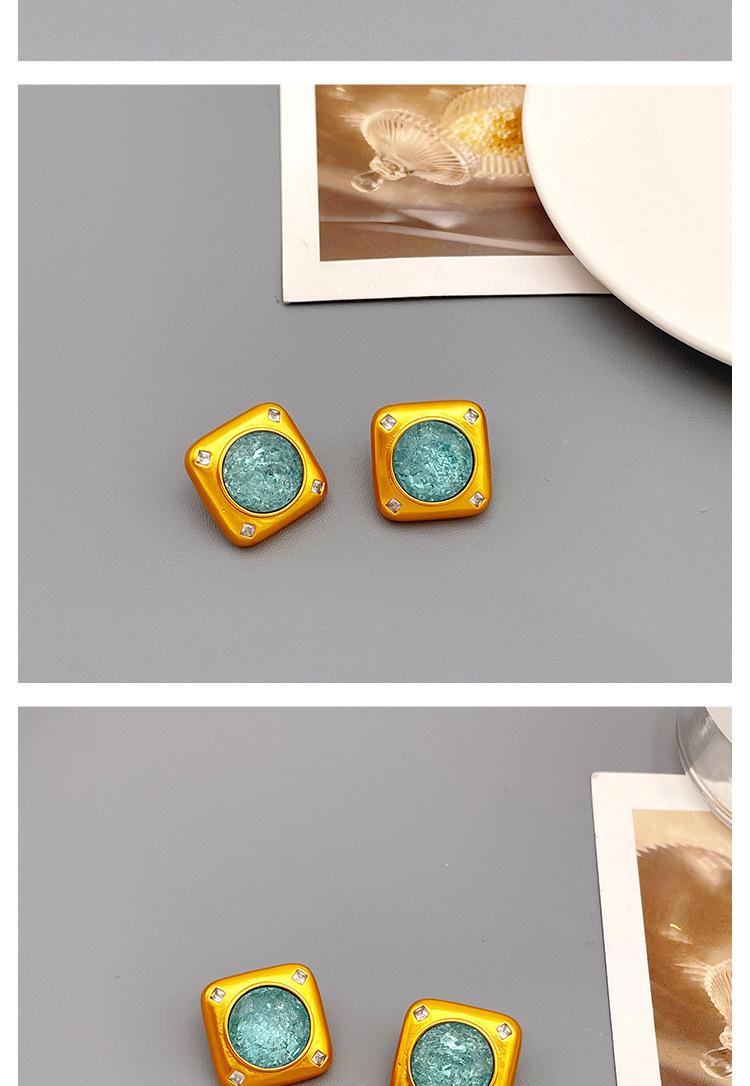 Retro Square Copper Gold Plated Rhinestones Ear Studs 1 Pair