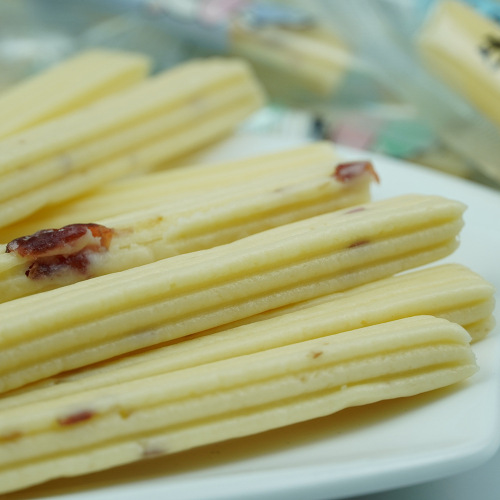 Milk bars Inner Mongolia specialty yogurt bars baby snacks casual dairy cheese sticks Cheese Legend 500g
