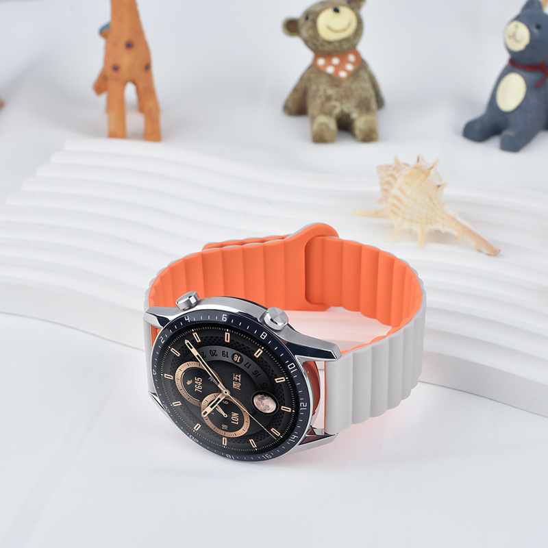 The dual-color magnetic silicone watch strap is compatible with Huawei Watch 5, GT5, Samsung 6, Xiaomi s4, Garmin Universal 20mm and 22mm undefined