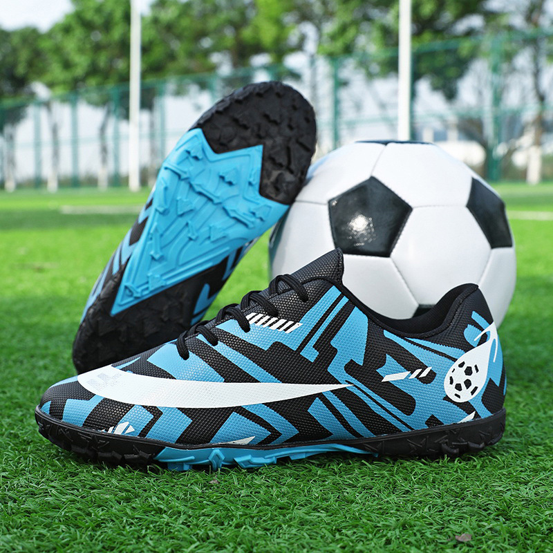 2025 nuevos zapatos de fútbol con uñas rotas antideslizantes transfronterizos, zapatillas de entrenamiento deportivo profesional para hombres, zapatillas de deporte para jóvenes de corte bajo image 3