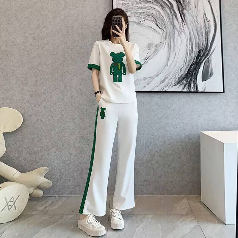 Summer sports suit women's fashion 2024 new bear round neck short sleeve casual wide leg pants two-piece set fashion