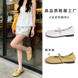 女式休闲单鞋;女式皮靴;平底拖鞋