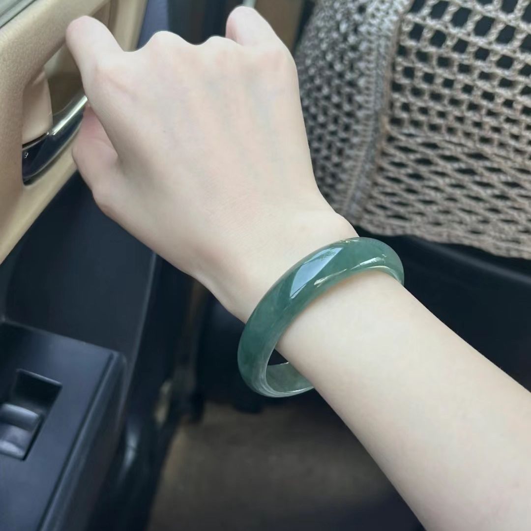 Vòng tay ngọc bích Miến Điện tự nhiên dầu xanh nữ có giấy chứng nhận
