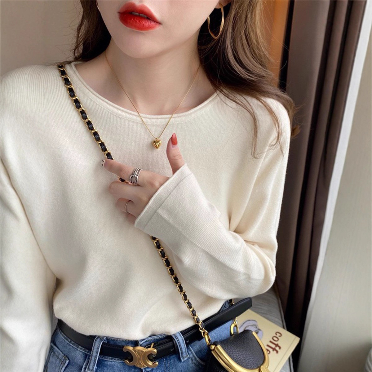 White Bottoming Shirt for Women, Spring & Fall Small Fragrance Style Inner Wear 2025 New Long-Sleeved Round Neck Top Autumn and Winter Knitwear Knitwear