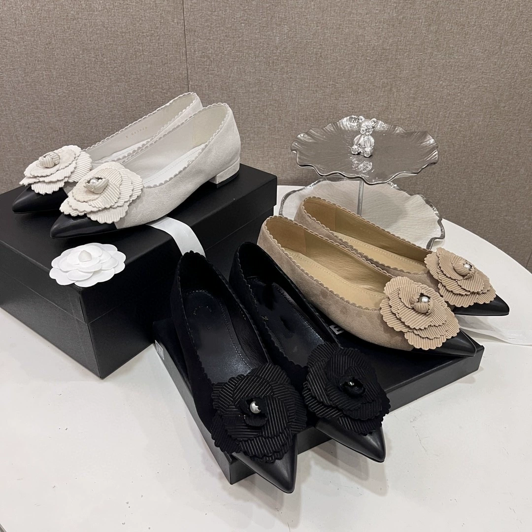 Внешняя торговля Новый маленький ароматный ветер острый низкий каблук плоский кожаный матовый мелкий рот Французская камелия одиночная обувь женская весна и осень