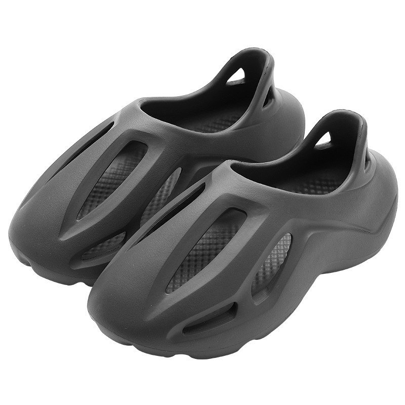 Zapatos de agujero de coco al por mayor sandalias de plataforma antideslizantes al aire libre de verano de pareja para hombres EVA zapatos de playa de una pieza ins fashion