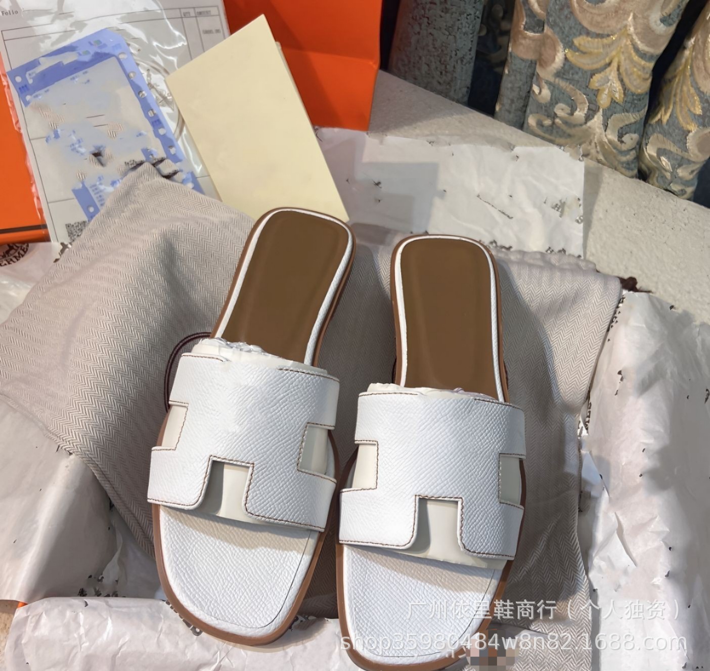 European Cross-border Foreign Trade Wholesale Classic Outer Wear H Slippers Summer Fashion Flat Comfortable All-match Color Complete