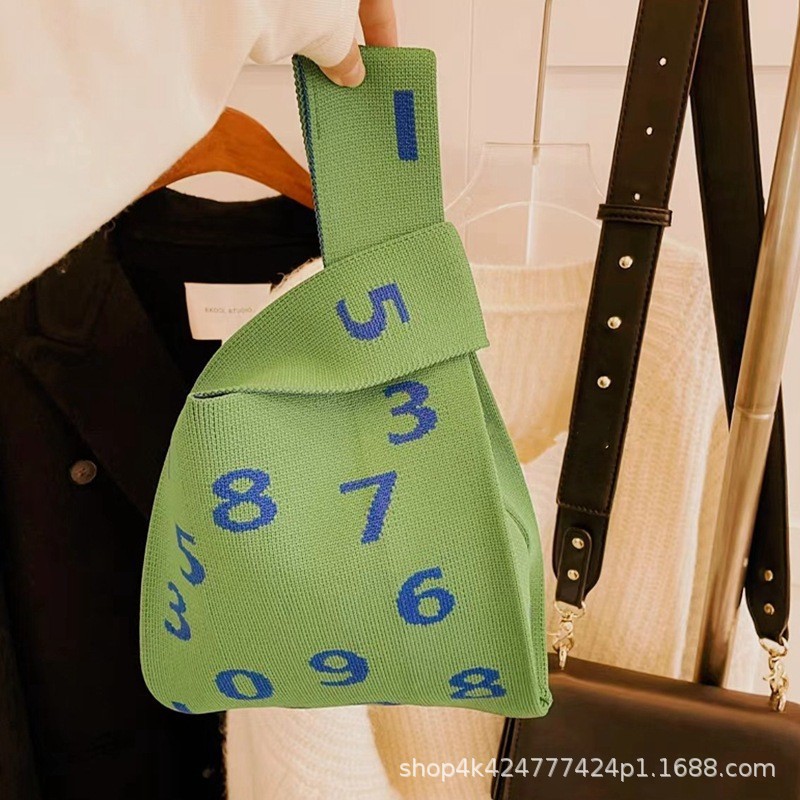 INS bolso de celebridad de Internet bolso de cubo de lana de punto para mujer bolso de mano casual bolso de mano de estilo japonés y coreano bolsa de Almuerzo