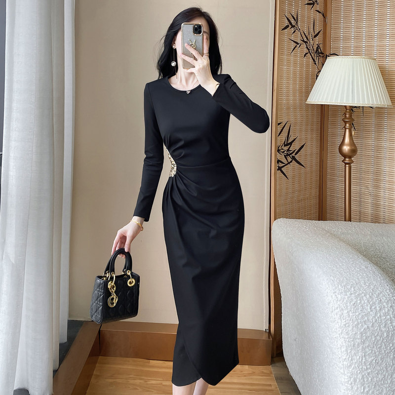 3039 New Autum Style Black Elegant Slim Waist Mid-Length Long-Sleeved Dress ~ the Price Shall Not Be Less Than 238